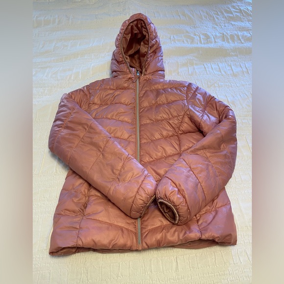 Girls H&M puff jacket.  Size 8-10. - Picture 1 of 2